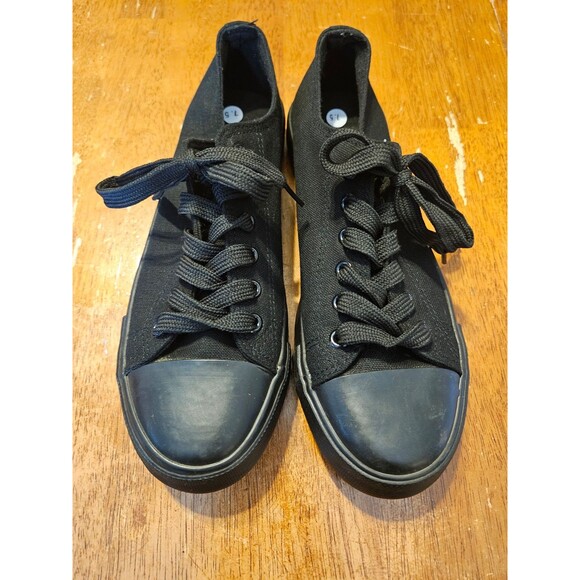 Black Sneakers Size 7.5 Epicstep Converse Punk Goth Retro Alternative 90's Y2K - Picture 1 of 3